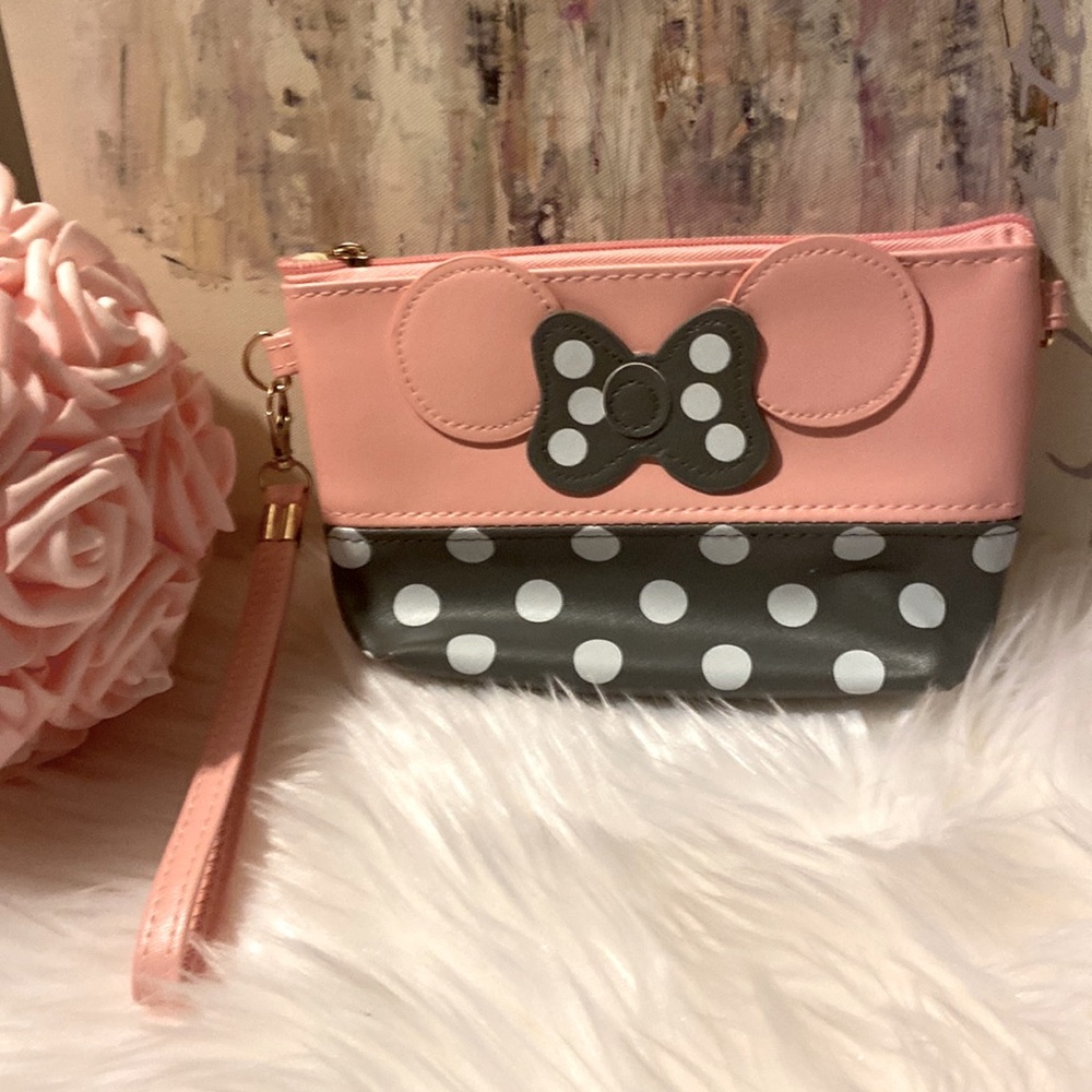 Minnie Mouse Pink Wristlet New
